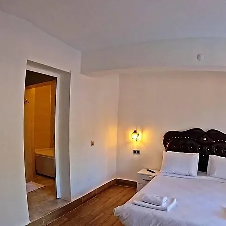 Efes Hidden Garden Hotel 3*