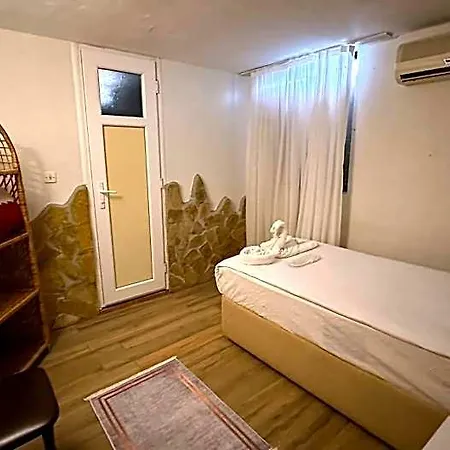 Efes Hidden Garden Hotel
